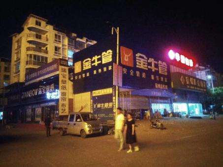 四点告诉你东兰市场门头招牌设计的重要性！