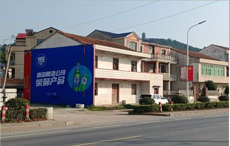 东兰写真布和喷绘布的区别?